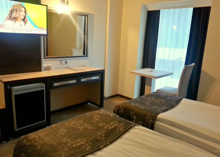 Ismira Hotel 4*