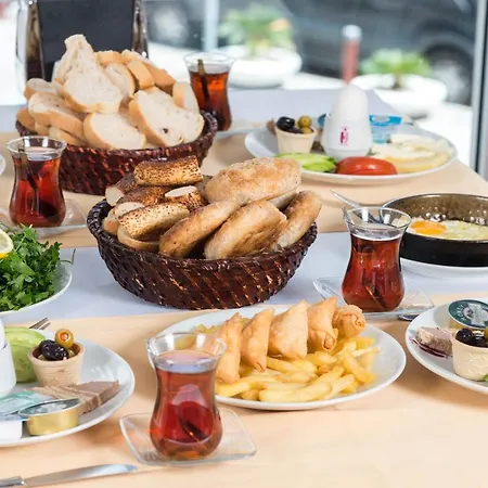 Ismira Hotel