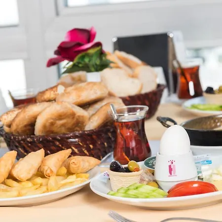 Ismira Ξενοδοχείο 4*