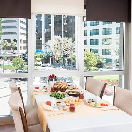 Ismira Hotel 4*