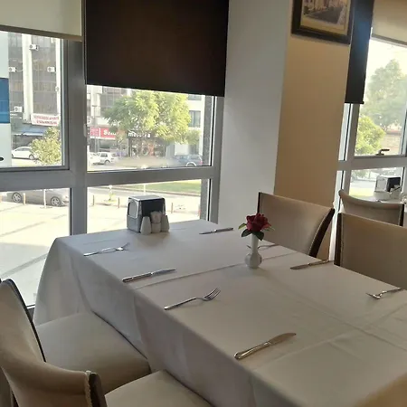 Ismira Hotel 4*